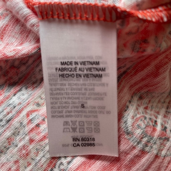 Lucky Brand Red Floral Mix Border Boho Top Pullover T-Shirt sz S - Picture 5 of 6